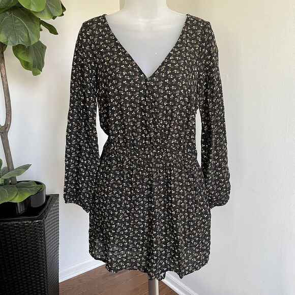 American Eagle Women Romper Dress Black Floral w/ Pockets Size Medium M - Picture 1 of 12